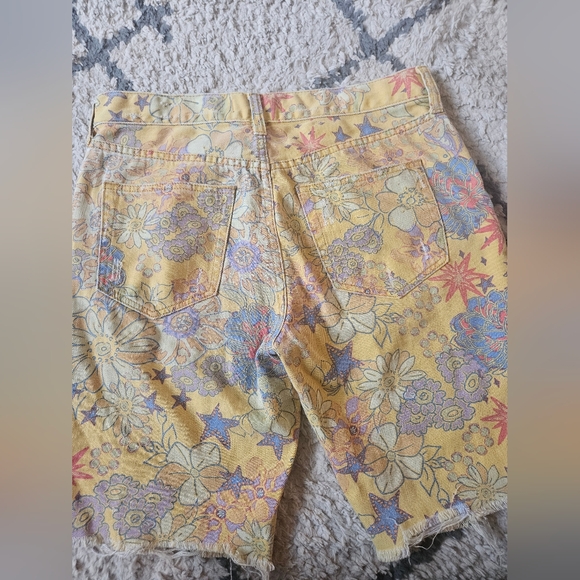 Free People Alani Printed Cutoff Bermuda Shorts Size 28 - Picture 6 of 6